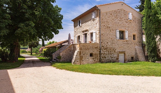Holiday Home 'Maison Le Petit Mas' with Private Terrace and Shared Garden