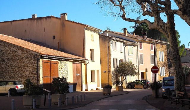 Holiday home with private garden, Villes-sur-Auzon