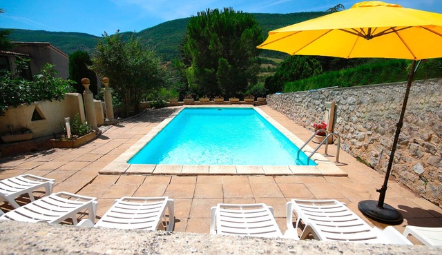 Homerez - Apartment in La Roche-sur-le-Buis.