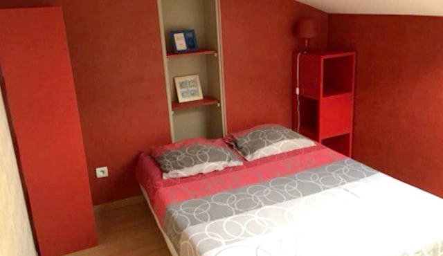 Homerez - Beautiful appartement for 4 ppl. with garden and terrace at Roanne