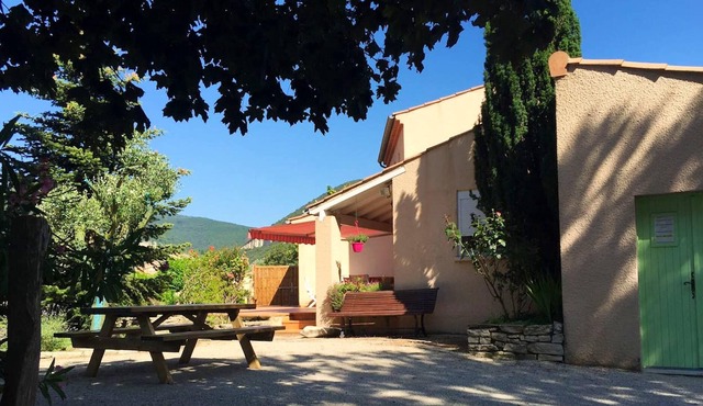 Homerez - Big house for 9 ppl. with shared pool and terrace at Cruas