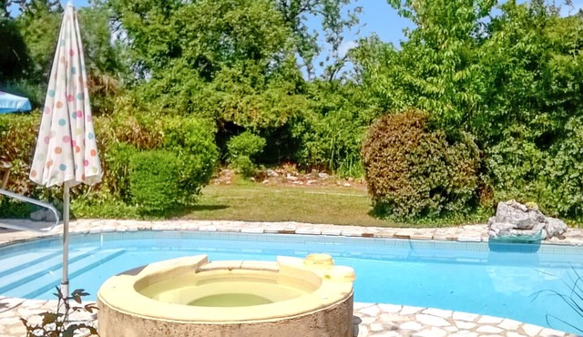 Homerez - Charming House in Trémolat with Private Pool