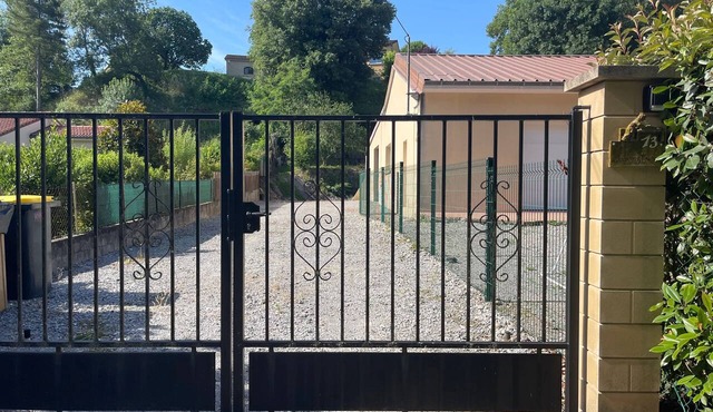 Homerez - Villa in Saint-Sernin