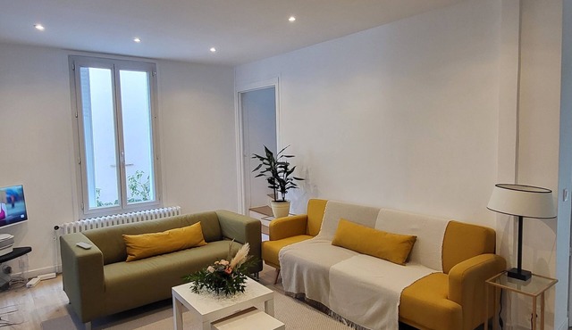 House 4km from Paris - 15mn BERCY ARENA -50M from the Seine