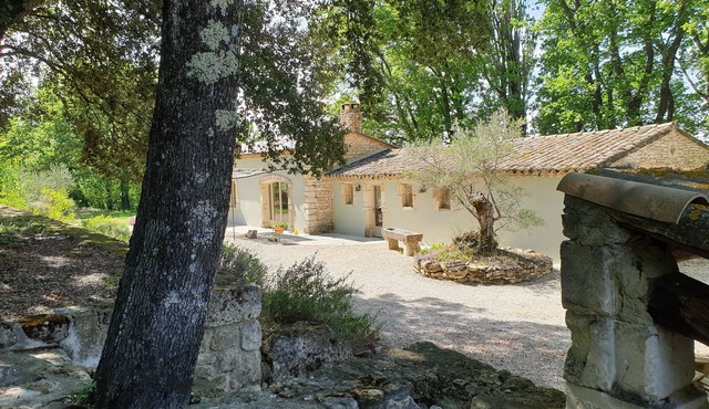 House between lavender fields and oak wood located near Grign