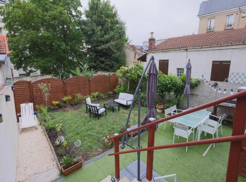 House with garden 4BR 10P near Paris