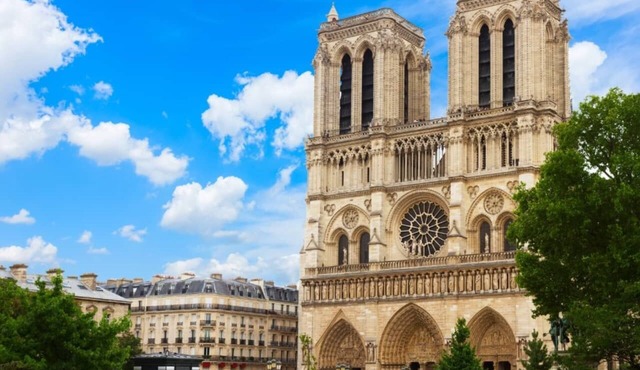 INDULGE IN FRENCH SOPHISTICATION IN NOTRE DAME , WHERE LUXURY MEETS HISTORY