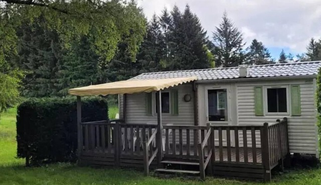 IRM2 Mobile Home: 3 Rooms, Sleeps 5