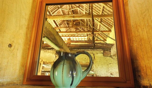 La Bergerie, charming holiday cottage in a peaceful setting, Lake Paladru