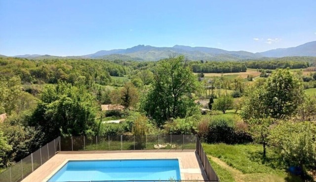 La Grange: house with panoramic view