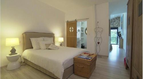LA MAISON D INÈS and UGOLIN & SPA