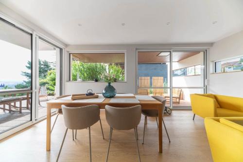 La maison des Fleurs - Superbe maison sur les hauteurs de Clermont