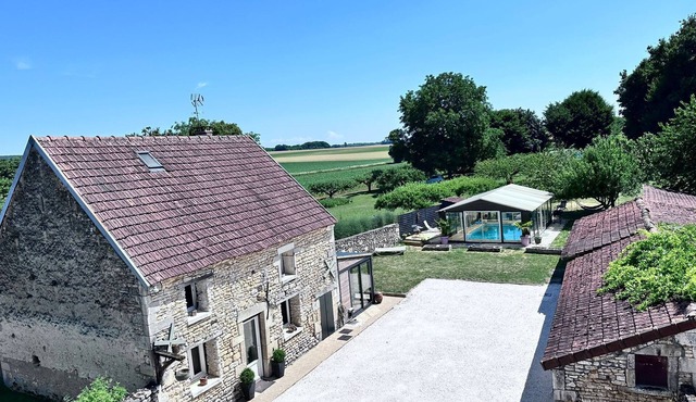 La pompagne 12 people private heated pool