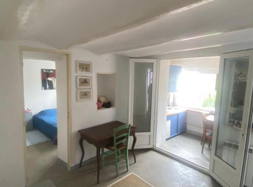 La porte bleue