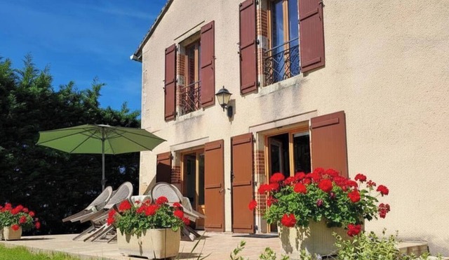 La Teulière - LOMBERS - Gîte