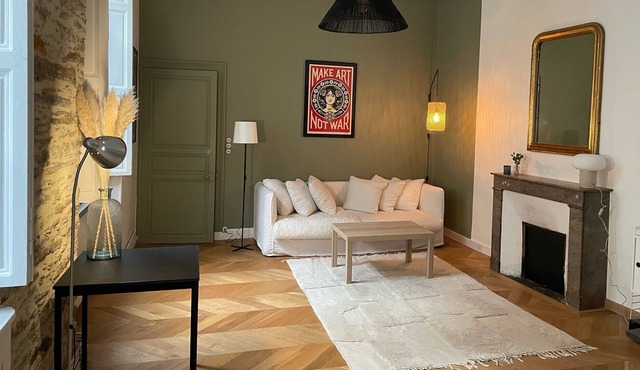 Large duplex in the heart of Nantes