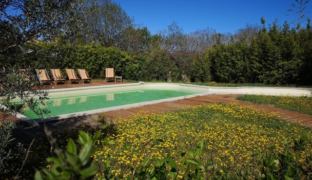 Large house at the foot of Mont Ventoux 4+6 persons