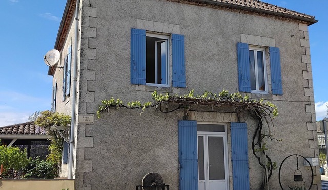Large vacation home, ideal for a family or friends.