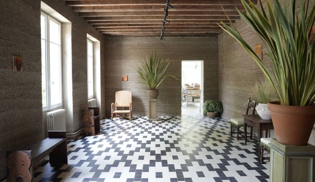 L’Auberge Renovated Hemp Inn - Creative Residence