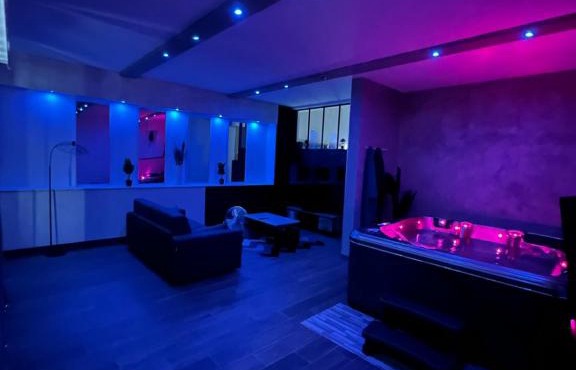 LE 46 : Superbe appartement jacuzzi