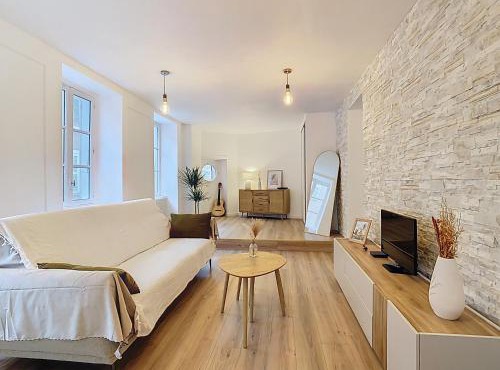 Le Catalan, centre ville, 4 personnes, 2 chambres, charme