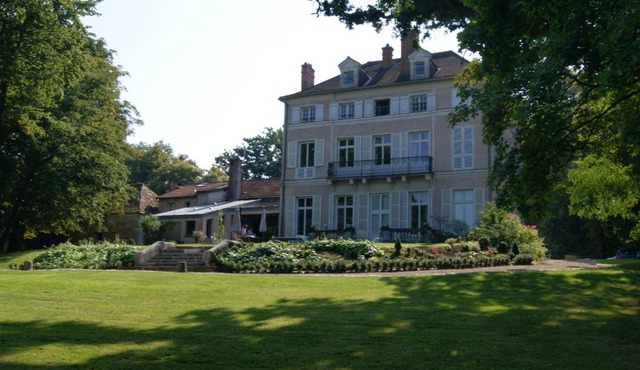 Le Chateau De La Vierge
