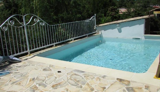 Le Cigalou gîte calme proche Gorges de l' Ardèche & piscine