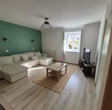 Le Domaine du Bien-Être Gîte 13 pers avec piscine, spa et sauna près de Dole