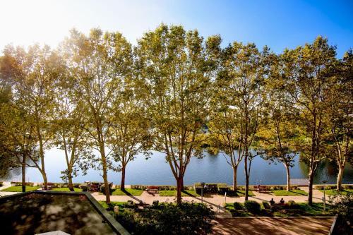 Le Lac d'Or - Duke Housing