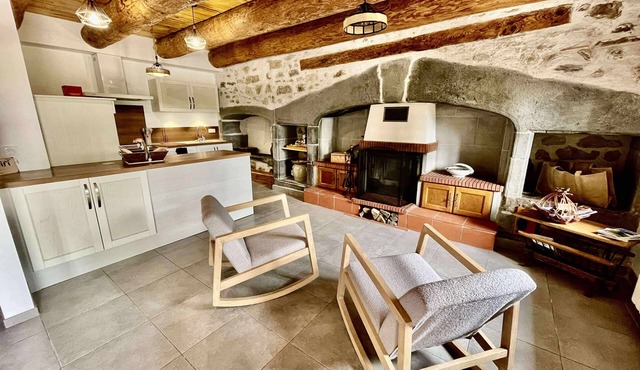 Le Margeride - farmhouse - 45min from Le Lioran ski resort