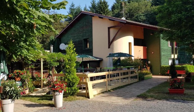 Le Pavillon