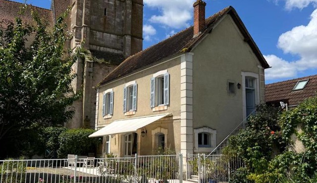 Le Pressoir - Historic Burgundy Home & Pool