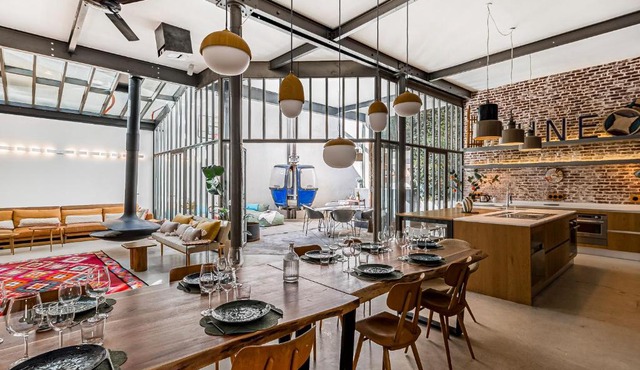 Le Télécabine Loft Premium 175m2 - Lyon Villeurbanne - Terrasse & Parking Privé - 4 Chambres 10 personnes