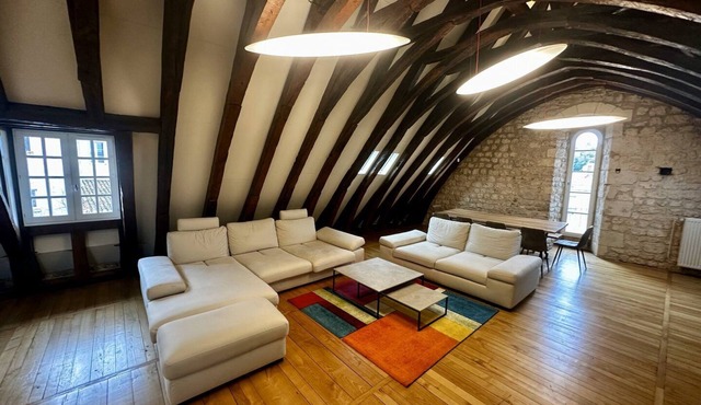 LES ARCHES