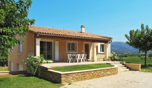 Les Lilas Blancs by Interhome