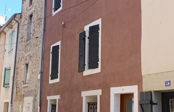 LITTLE PINK HOUSE