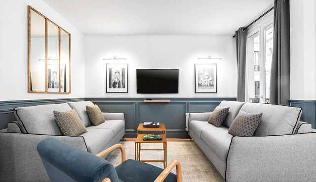 LivinParis | Luxurious 2 Bedroom Opera VI