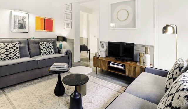LivinParis | Luxury AC 4 Bedrooms Opera I