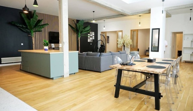 Loft just outside Paris - Free parking