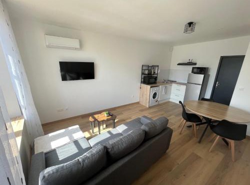 Logement lumineux rénové à neuf