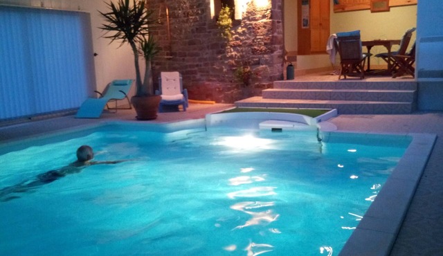 LOGIS DE CHARME 4 épis gites france + INDOOR SWIMMING POOL APRIL TO END OF OCTOBER