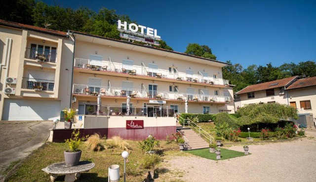 Logis Hôtel de L'ile Restaurant La Romantica