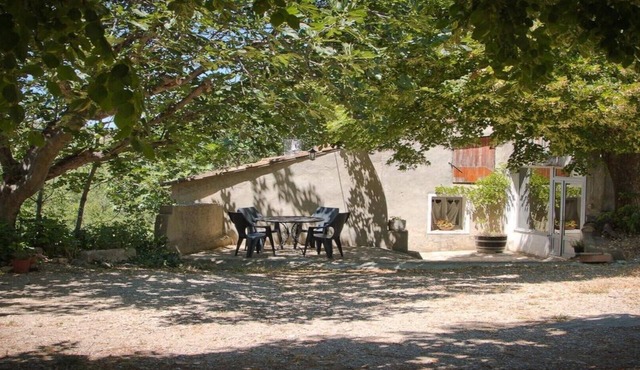 Lou Cabres in old farmhouse, very quiet