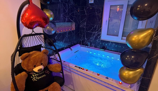 Love room with spa 94
