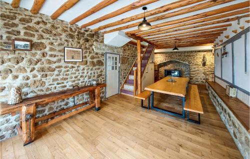 Lovely Home In Champoly With Wifi