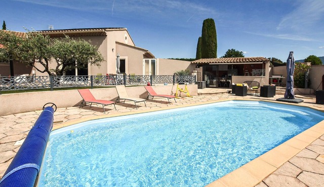 Lovely home in Valréas