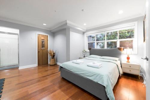 Luxury 1200 squft 2BR Shaughnessy Suite Near YVR & DT in Vancouver