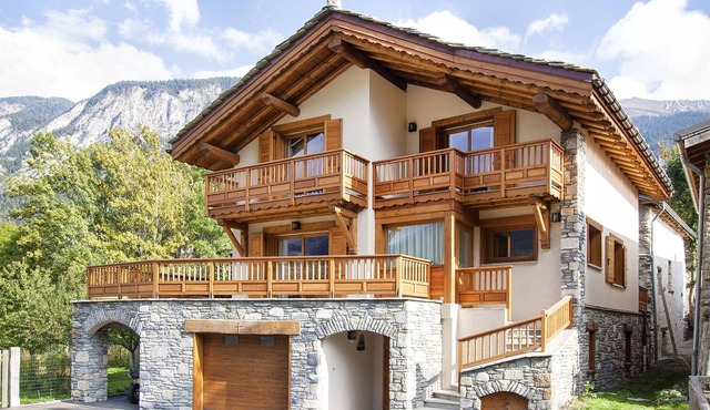 Luxury detached chalet Sollières Haute Maurienne Vanoise Val Cenis