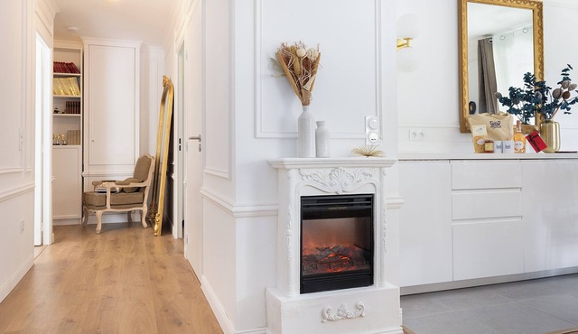 Luxury Suite 10 Minutes from Paris - Private Sauna, Cinema & Premium Experiences