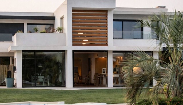 Luxury Villa West Nice